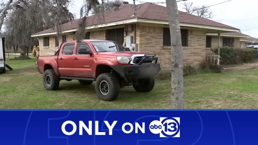 Baytown homeowner pushes back on city ban after being arrested for parking truck on his lawn in 2018 during a quick wash - KTRK-TV