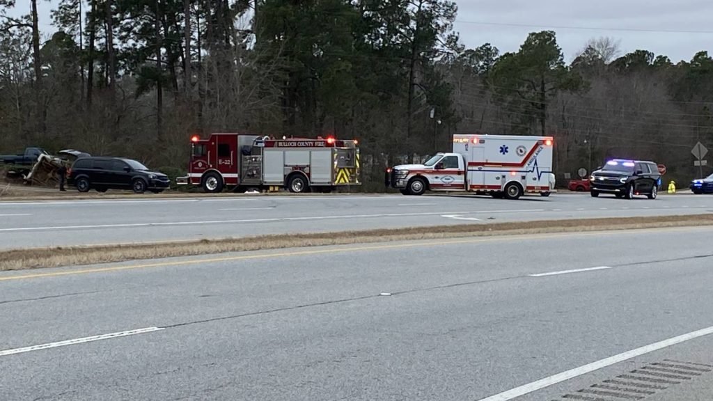 Husband, wife killed after truck goes off Ga. road, "vaults" and flips several times - WSB Atlanta