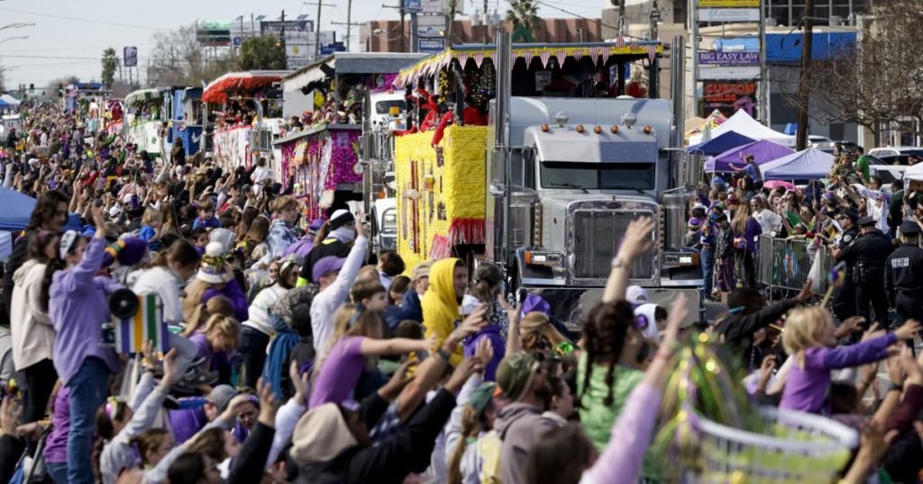 Photos: Elks Krewe of Jeffersonians truck parade rolls in Metairie - NOLA.com