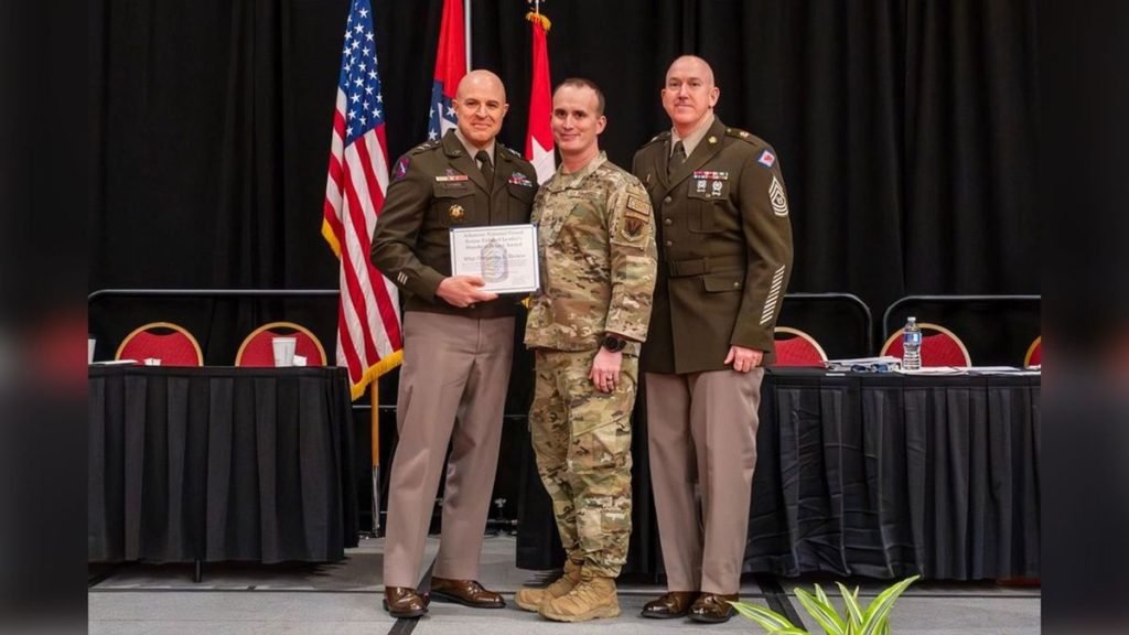 Arkansas National Guard's Master Sgt. Brewer Saves Lives in Heroic Car Crash Rescue, Awarded Vanguard - BNN Breaking