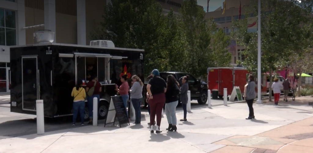 Applications open for Albuquerque’s Food Truck Fridays - KRQE News 13