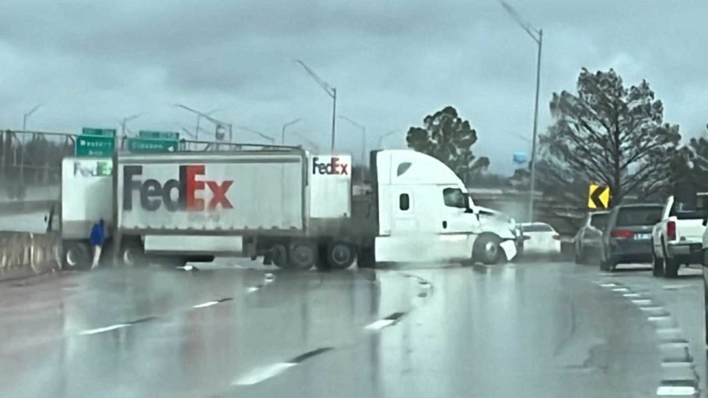 Interstate 44 Reopened In Oklahoma City After Semi Truck Blocks Lanes - news9.com KWTV