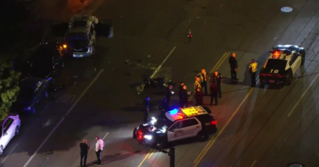 1 dead after crash involving motorcycle in Van Nuys - CBS Los Angeles
