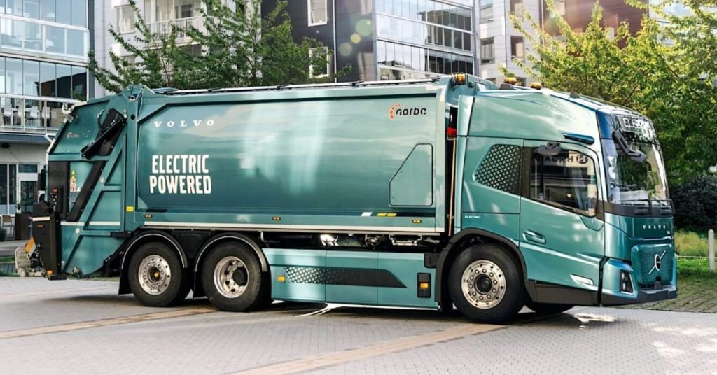 New Volvo Trucks FM Low Entry class 8 truck is electric only - Electrek