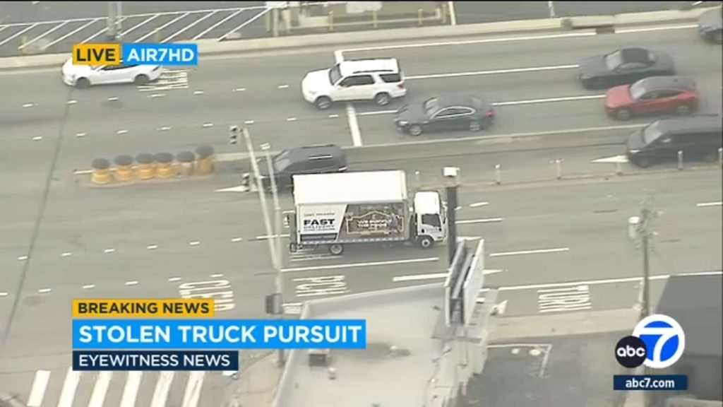 LAPD tracking driver in stolen box truck in Malibu area - KABC-TV