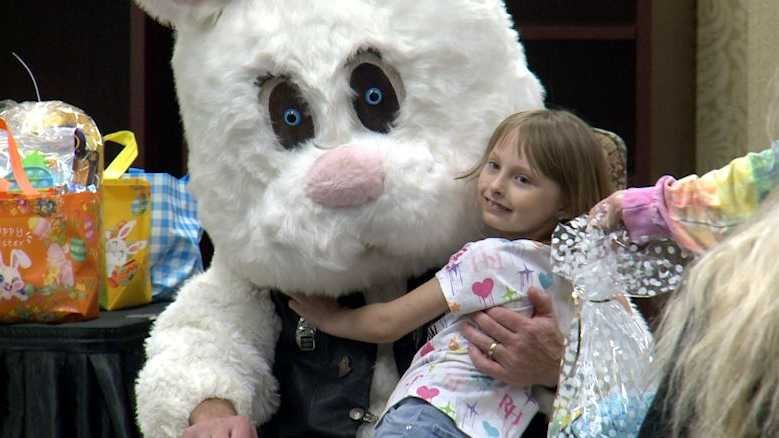 Bikers hold annual 'Easter Bunny Run' for Wayside Christian Mission children - WLKY Louisville