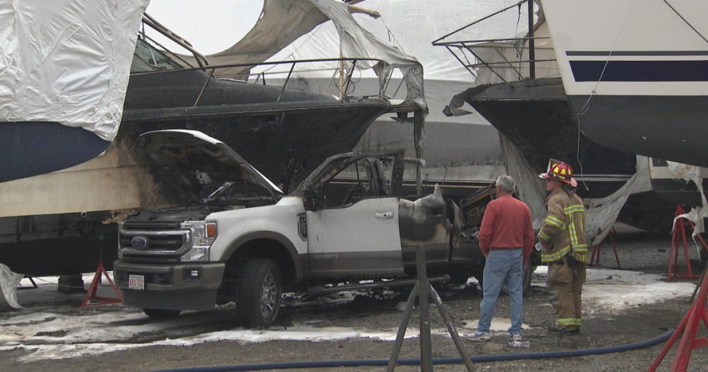 Newburyport truck fire damages several nearby boats - CBS Boston
