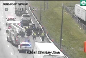Motorcycle crash causes slowdowns on I-75 in Montgomery County - Yahoo! Voices