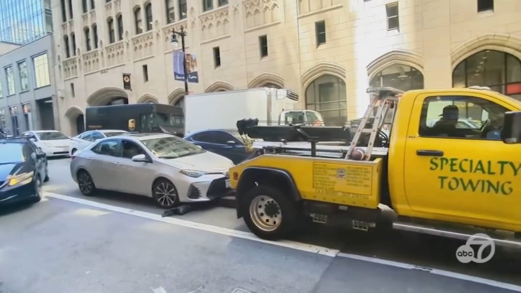 EXCLUSIVE: Bay Area couple shocked after tow truck tries to nab their moving car in San Francisco - KGO-TV