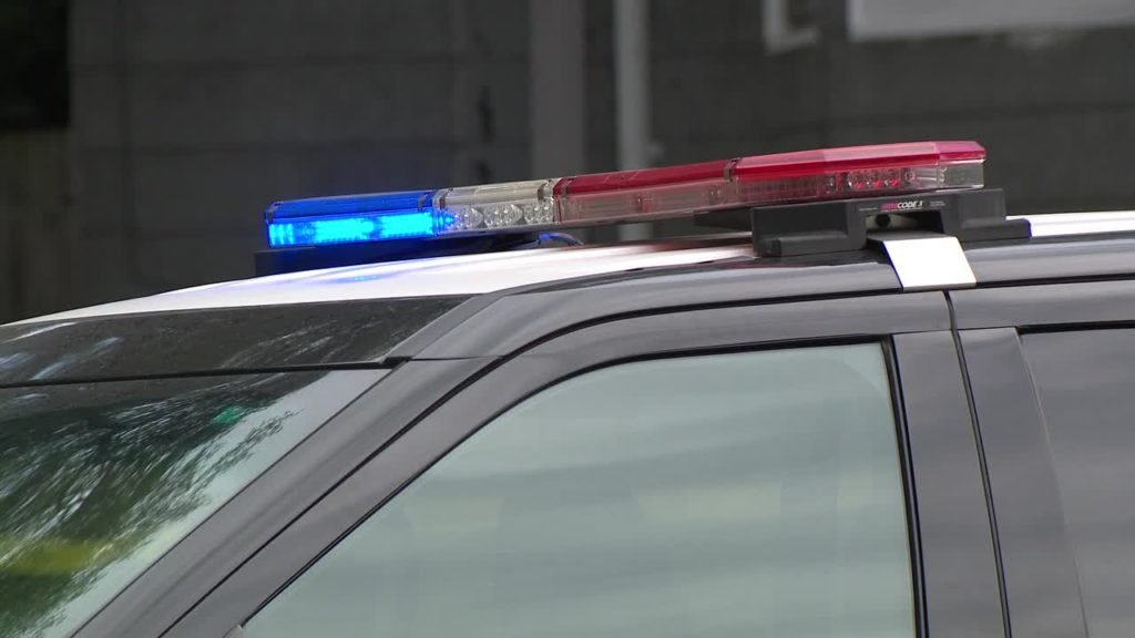 Wisconsin crash; car, pickup truck collide, killing 5 - FOX 6 Milwaukee