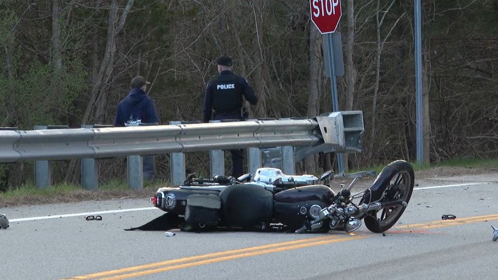 Westerly man dies of injuries in motorcycle crash - Turn to 10