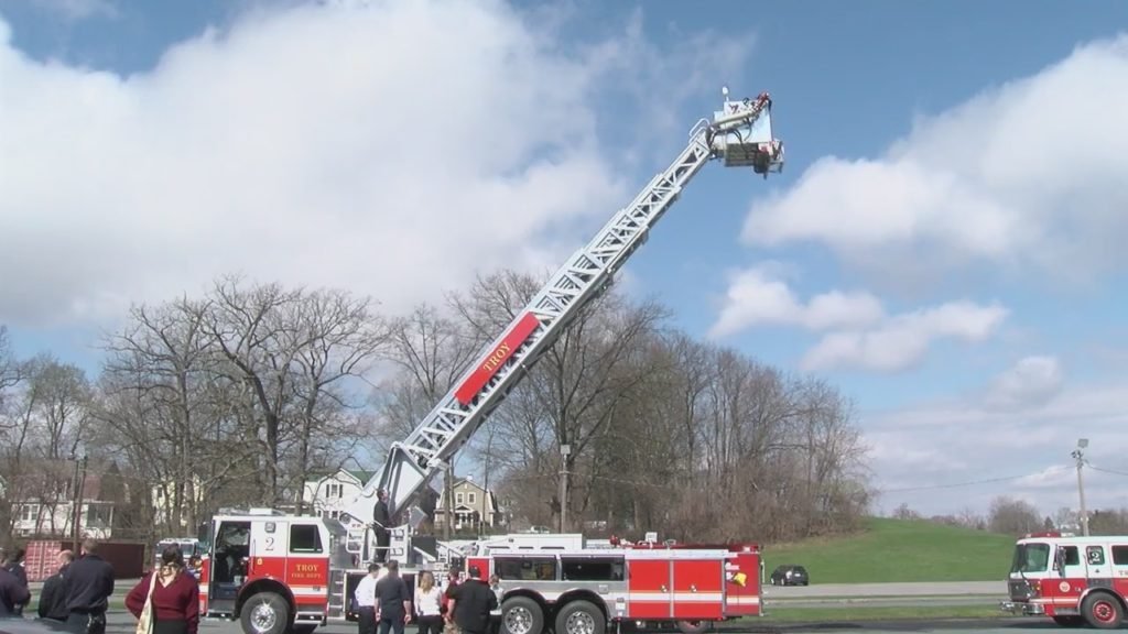 Troy Fire Department gains new ladder truck - NEWS10 ABC