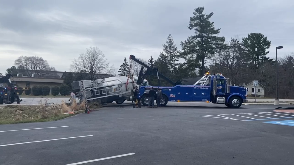 Semi-truck rollover disrupts morning traffic on US-31 North - UpNorthLive.com