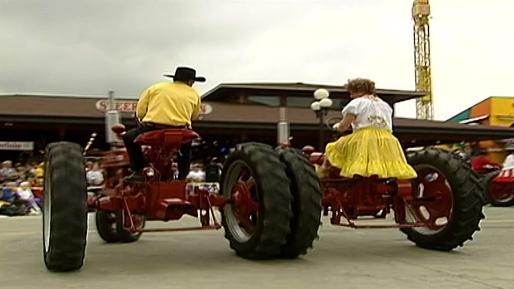 KCCI archives: It's every monster truck lovers dream, having one of their own - KCCI Des Moines