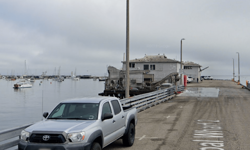 Monterey: Truck pursued by police plunges off wharf with four people inside - The Mercury News