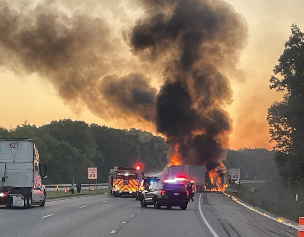 Truck hauling iodine gas, lithium batteries catches fire, shuts down I-94 - MLive.com