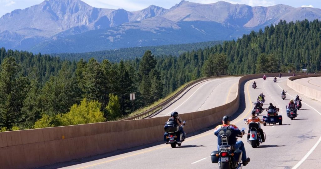 CSP clarifies motorcycle 'lane filtering' rule soon to go into effect in Colorado - The Denver Gazette