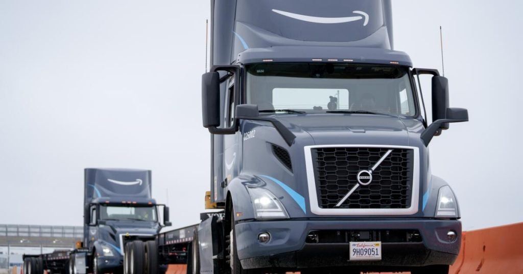 Amazon and Volvo team up on big rig electric trucks, rolling out of Southern California ports - Los Angeles Times