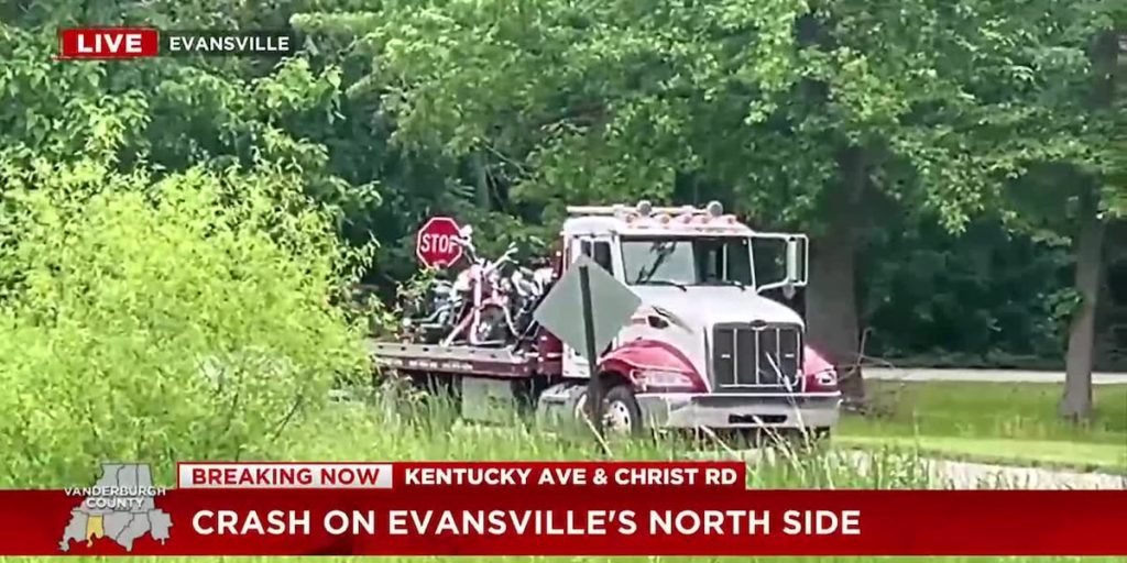 2 motorcycle riders hospitalized after crash on Evansville’s north side - 14 News WFIE Evansville