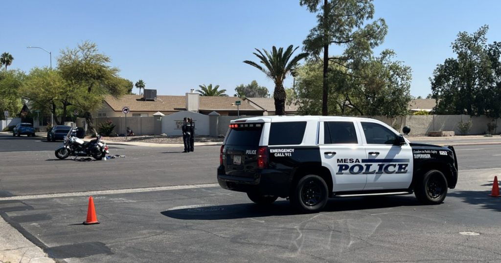 Mesa ambulance involved in a crash while responding to serious motorcycle crash - ABC15 Arizona in Phoenix