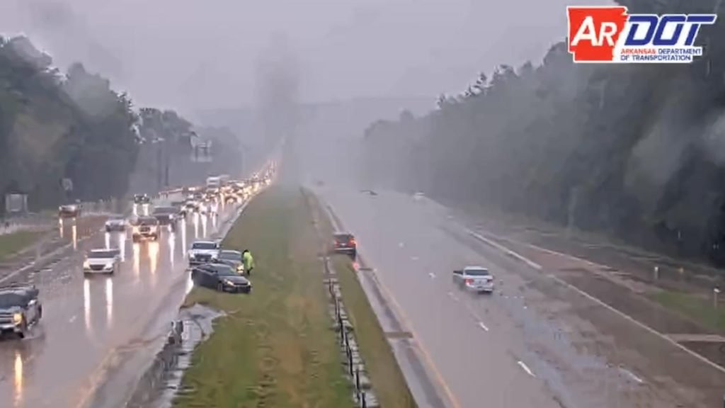 Three accidents slow down traffic on Little Rock freeways as rain moves in - THV11.com KTHV