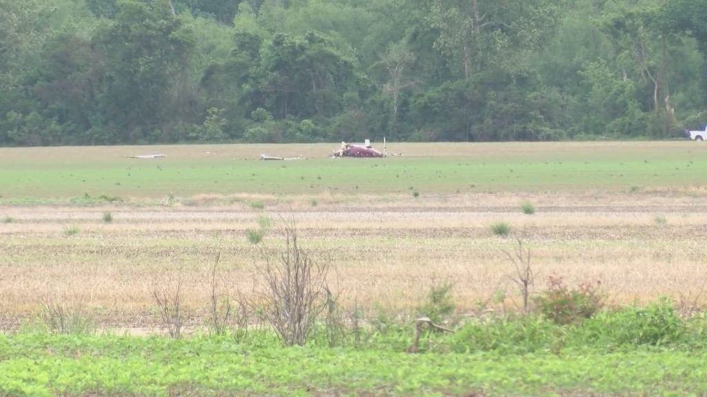 Witness describes plane crash that killed Batesville couple traveling from Florida to Arkansas - KARK