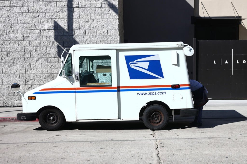 The Internet Can't Stop Talking About The New Post Office Trucks' Design - Yahoo! Voices