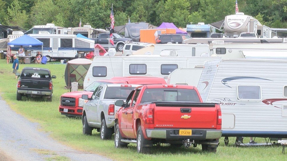 Thief steals couple's truck and camper while they're still inside sleeping - WKRC TV Cincinnati