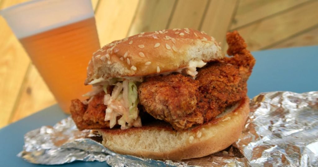 NOLA food truck known for chicken sandwiches, cracklin' to open new Metairie restaurant - NOLA.com