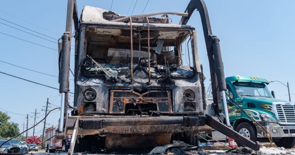 Garbage truck catches fire on Saturday morning - NOLA.com