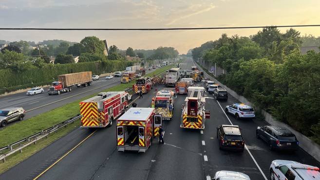 Major delays after trash truck collides with tractor trailer on I-83 - The Baltimore Banner