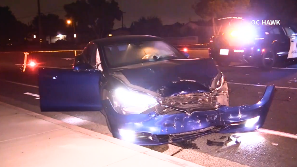 Tesla in self-drive mode slams into police car in Orange County - KTLA Los Angeles