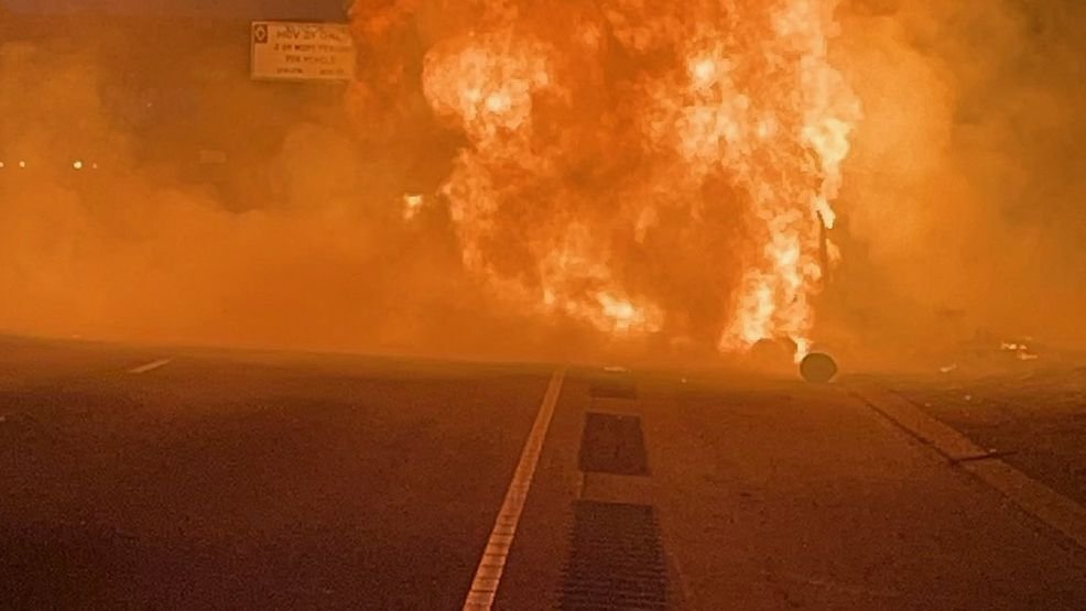 Propane tank truck fire closes down all lanes of I-5, major traffic delays during commute - KVAL